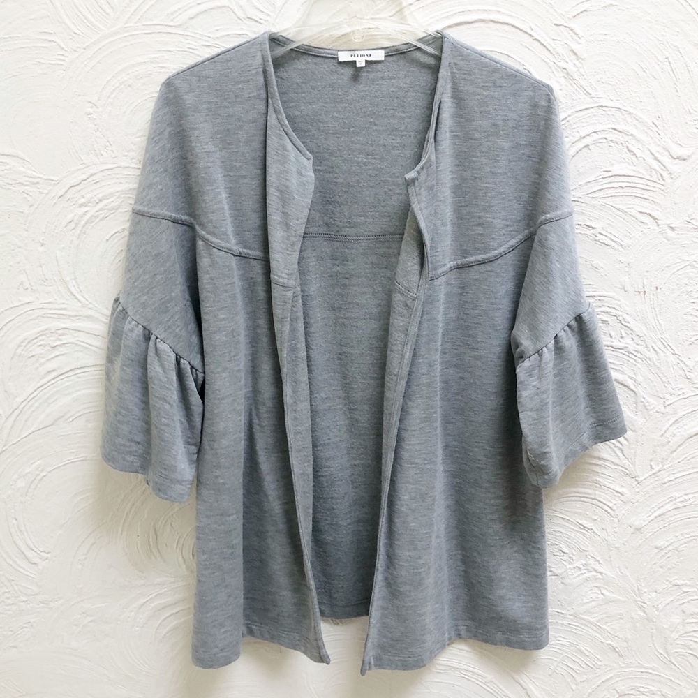 Pleione Gray Ruffle Sleeve Cardigan Medium